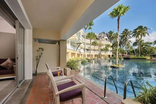 Laguna Poolside Room