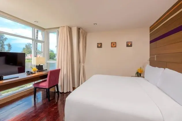 Two-Bedroom Island Duplex