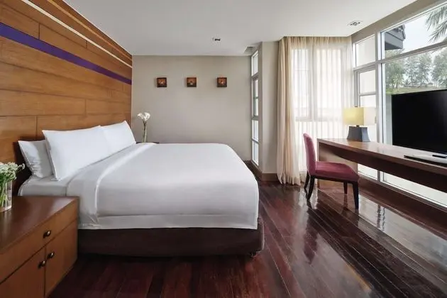 Two-Bedroom Island Duplex