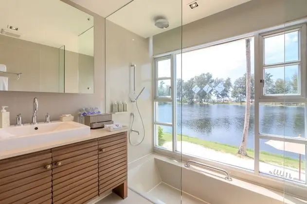 Two-Bedroom Island Duplex