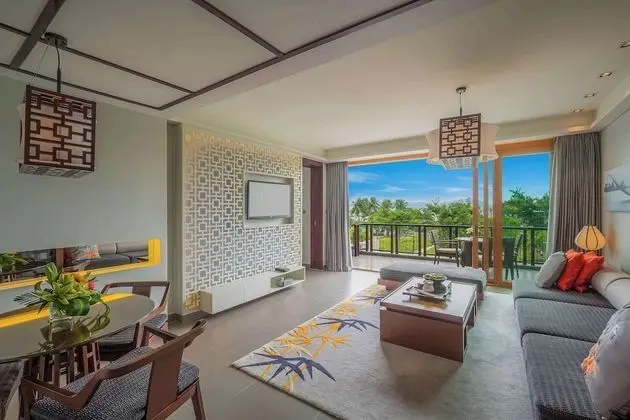 Junior Süit, Deniz Manzaralı (Seaview Junior Pool Suite King)