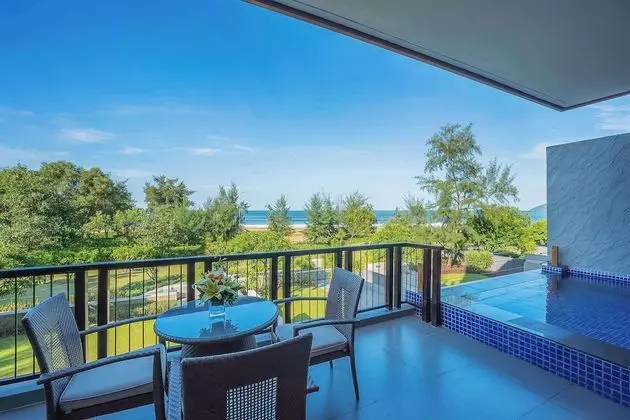 Junior Süit, Deniz Manzaralı (Seaview Junior Pool Suite King)
