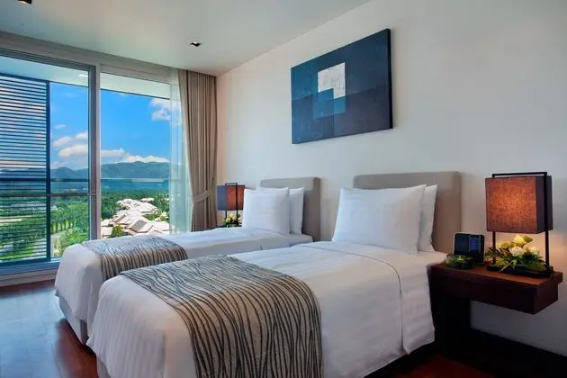 Suit Two Bedrooms