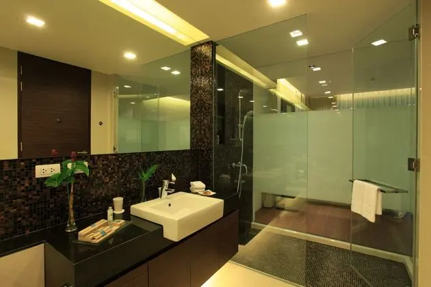 Suit Two Bedrooms