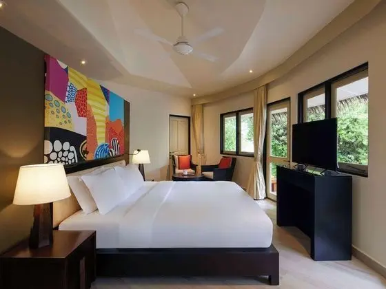 Three Bedroom Beach Villa with Private Pool