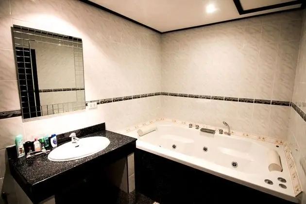 Çatı Katı Süiti (Penthouse)