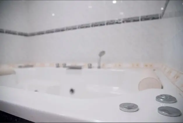 Çatı Katı Süiti (Penthouse)