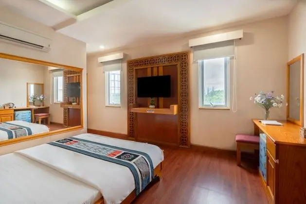 Deluxe Tek Büyük Yataklı Oda