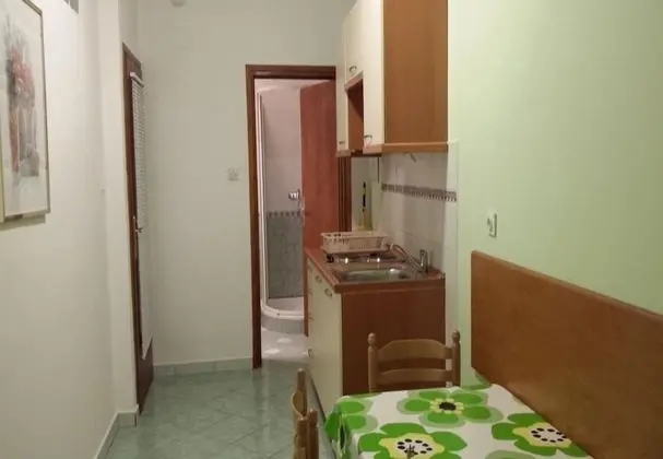 Stüdyo (Ani - 10 M from the sea - SA1 zeleni()