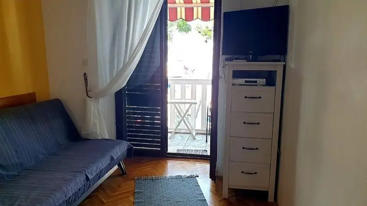Stüdyo (Ani - 10 M from the sea - SA2 žuti(2)