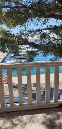 Stüdyo (Ani - 10 M from the sea - SA2 žuti(2)