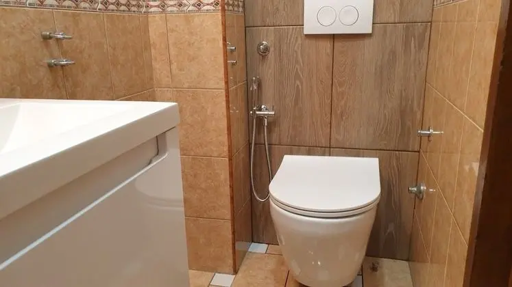 Stüdyo (Ani - 10 M from the sea - SA2 žuti(2)