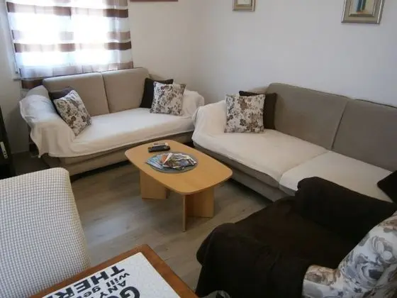 Apart Daire (Ani - modern - A2 I kat(2+2))