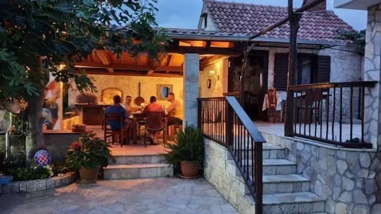 Apart Daire (Ani - with pool and hot tub - A2 Sjev)