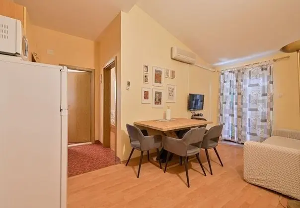 Apart Daire (Ani - with pool and hot tub - A3 Juzn)