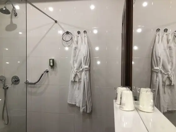 Comfort Tek Büyük Yataklı Oda