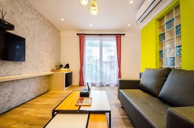 Deluxe Tek Büyük Yataklı Oda, Balkon, Şehir Manzaralı