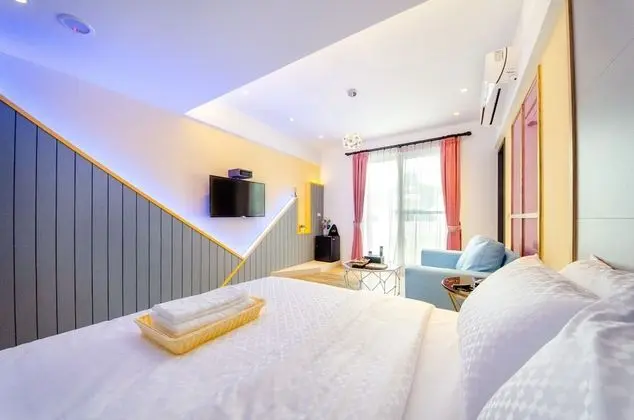Deluxe Tek Büyük Yataklı Oda, Balkon, Şehir Manzaralı