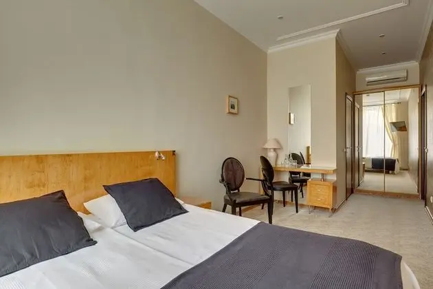 Classic Tek Büyük veya İki Ayrı Yataklı Oda, Şehir Manzaralı