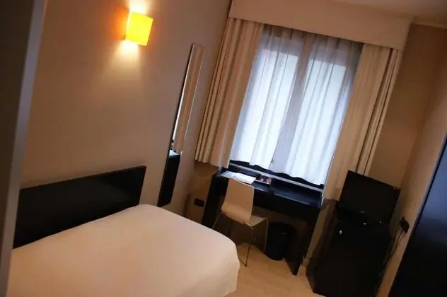 Standard Tek Kişilik Oda