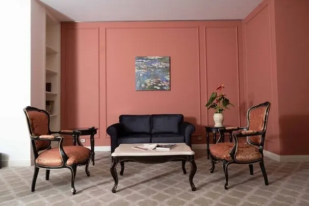 Prestige Suite