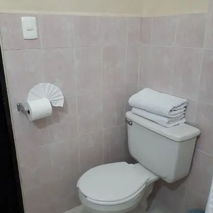 Büyük Yataklı Tek Kişilik Oda