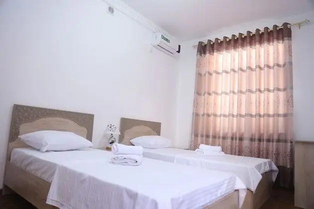Tek Büyük veya İki Ayrı Yataklı Oda