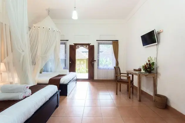 Deluxe Dört Kişilik Oda