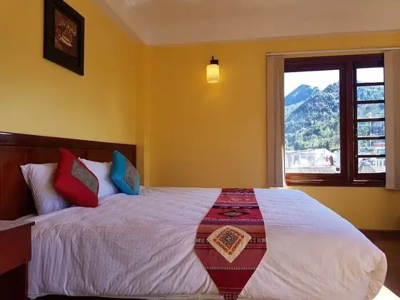 Deluxe Tek Büyük Yataklı Oda, Dağ Manzaralı