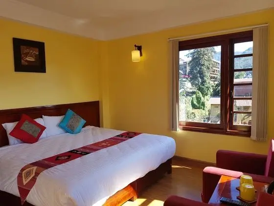 Deluxe Tek Büyük Yataklı Oda, Dağ Manzaralı