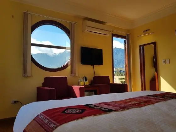 Deluxe Tek Büyük Yataklı Oda, Dağ Manzaralı