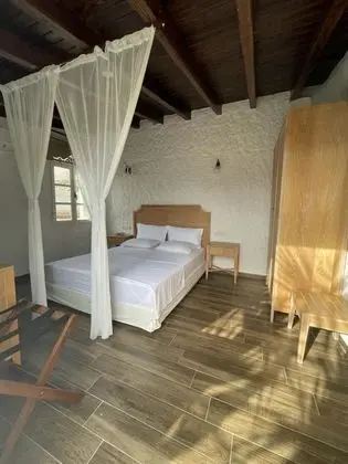 Deluxe Taş Oda, Bahçe Manzaralı