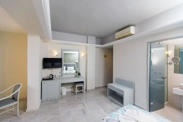 Quadruple Room City View