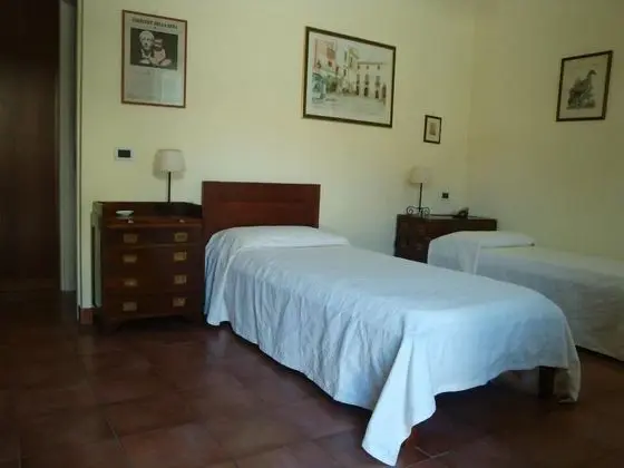 İki Ayrı Yataklı Oda, 3 Tek Kişilik Yatak, Bahçe Manzaralı