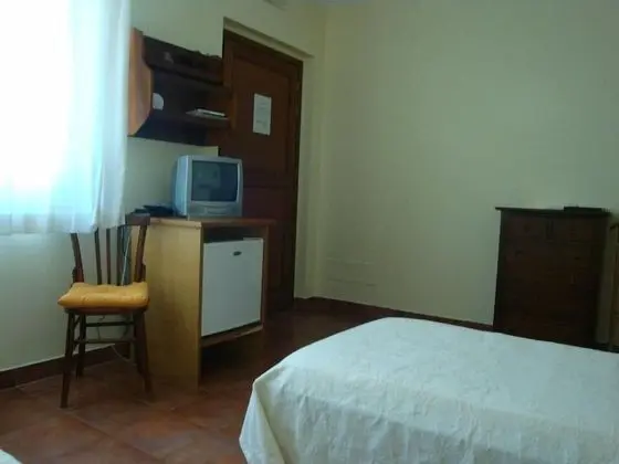 İki Ayrı Yataklı Oda, 3 Tek Kişilik Yatak, Bahçe Manzaralı