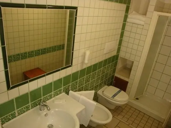 İki Ayrı Yataklı Oda, 3 Tek Kişilik Yatak, Bahçe Manzaralı