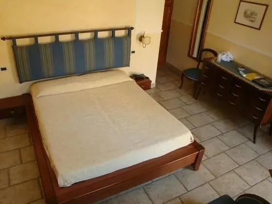 Tek Büyük Yataklı Oda, Bahçe Manzaralı