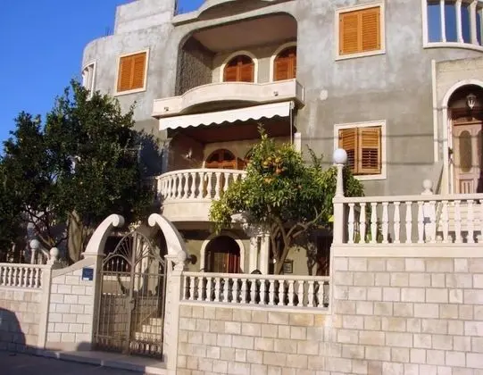 Apart Daire (Anita - parking - A4(2+1))