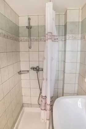 Economy Tek Büyük Yataklı Oda