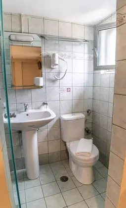 Üç Kişilik Oda