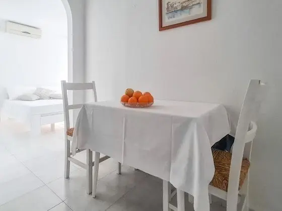 Ev (Anita - with pool - H(8+2))