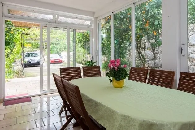 Ev (Anita - with pool - H(8+2))