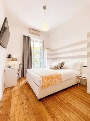 Classic Tek Büyük veya İki Ayrı Yataklı Oda, Balkon