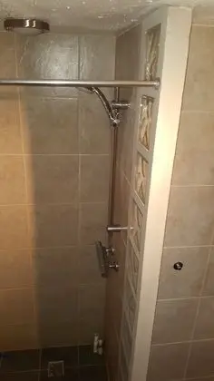 Basic Tek Büyük Yataklı Oda, Ortak Banyo