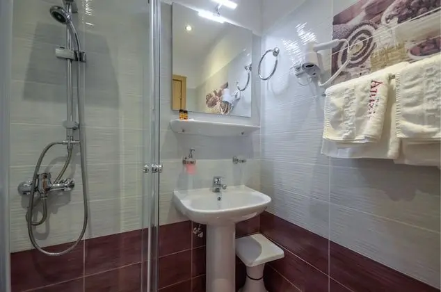 Tek Büyük veya İki Ayrı Yataklı Oda