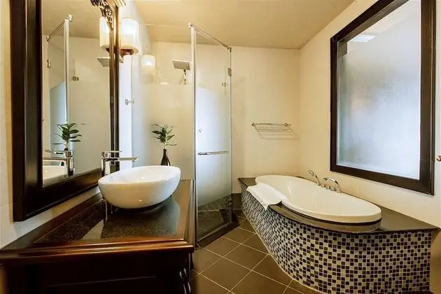 Deluxe Tek Büyük veya İki Ayrı Yataklı Oda, Balkon