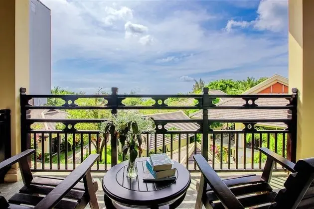 Deluxe Tek Büyük veya İki Ayrı Yataklı Oda, Balkon