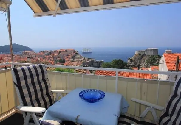Apart Daire (Anja - beautiful panoramic view - A1()