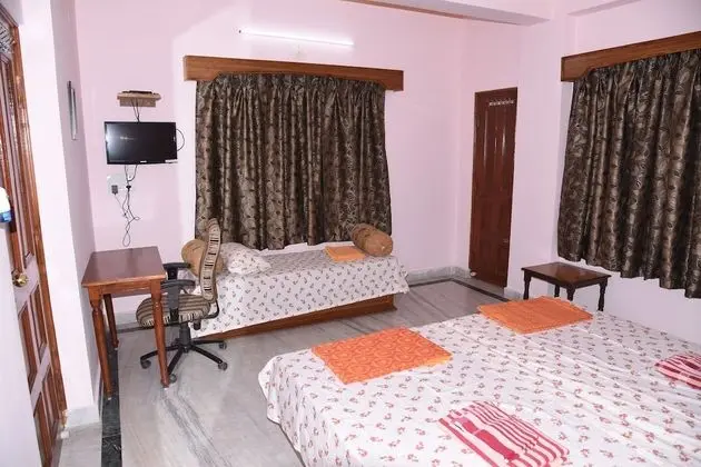 Luxury Üç Kişilik Oda, 3 Tek Kişilik Yatak