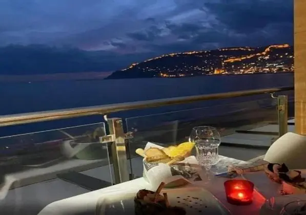 Standart Oda, Deniz Manzaralı